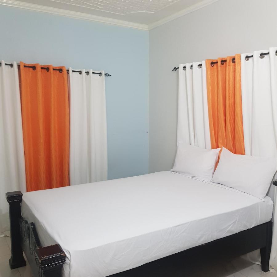 The Braemar Suite III New Kingston Exterior foto